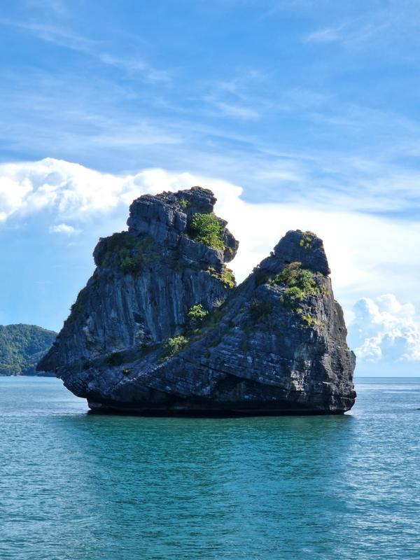 "Praying Monkey" im Ang Thong Nationalpark