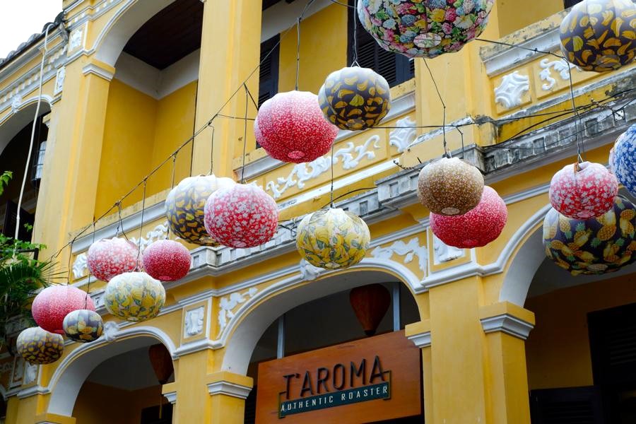 Laternen in Hoi An: Rundreise in Vietnam 3 Wochen