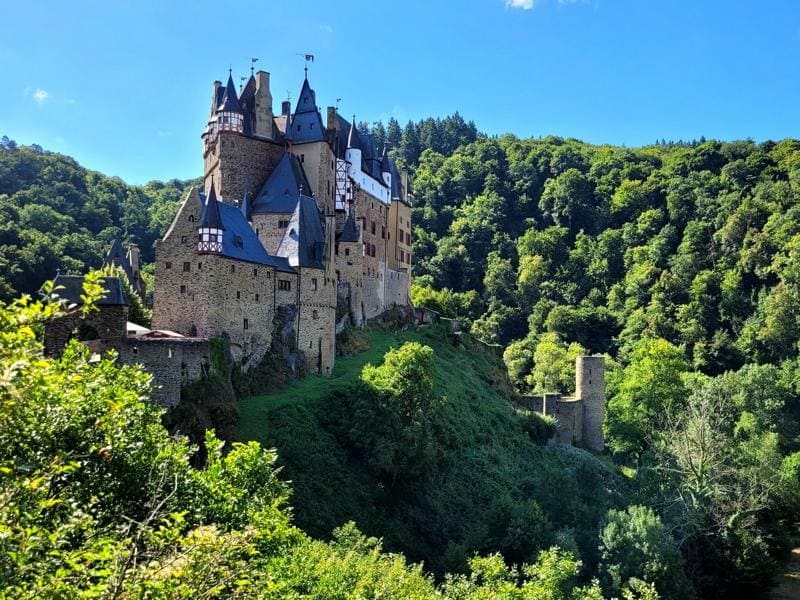 burg-eltz-mosel-aktivitaet Burg Eltz an der Mosel: Tipp für Aktivität