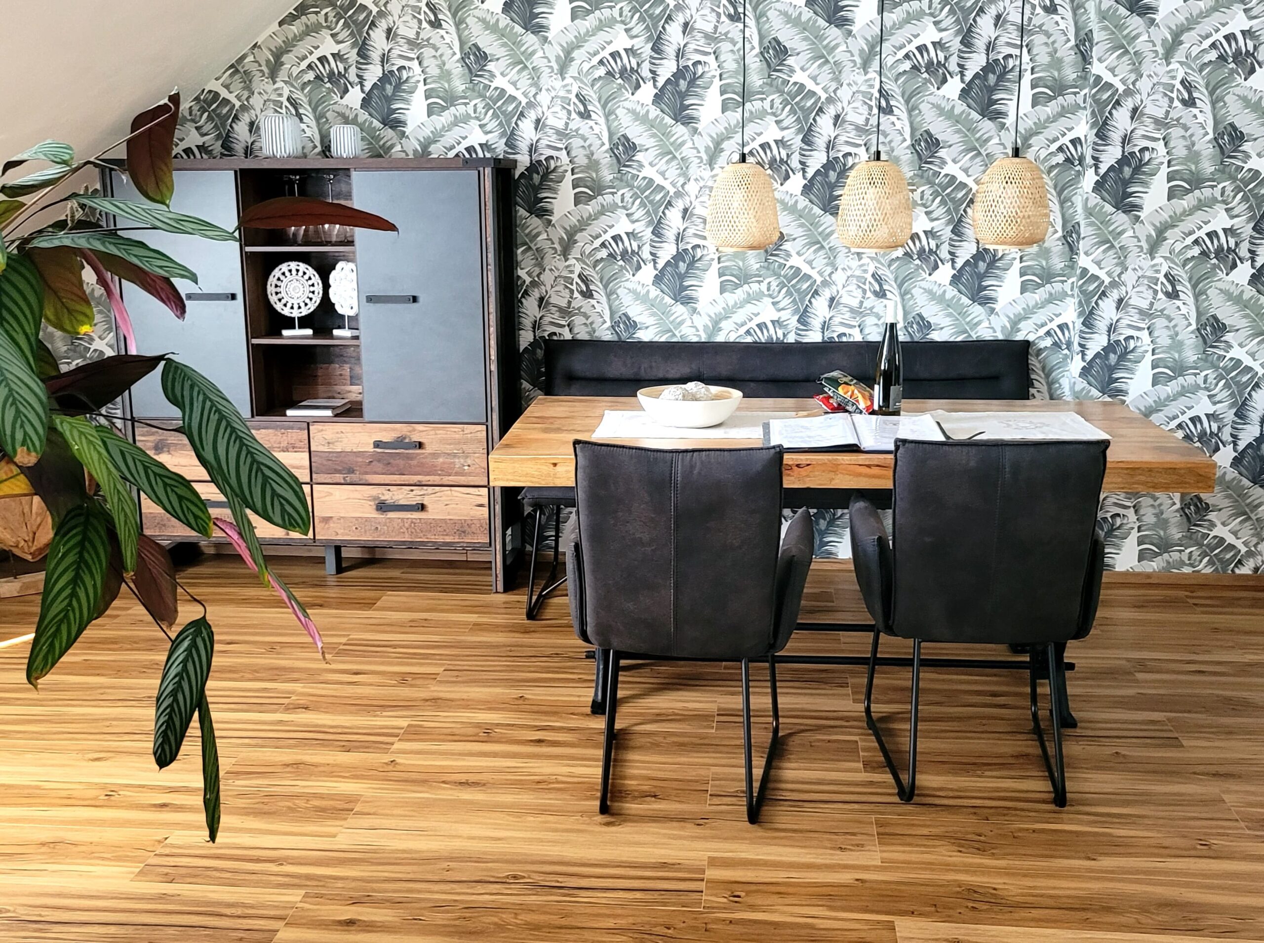 Esstisch der Ferienwohnung Moselallee