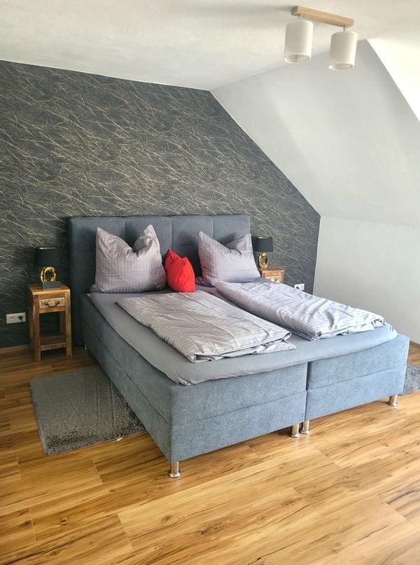 Bett in Unterkunft an der Mosel